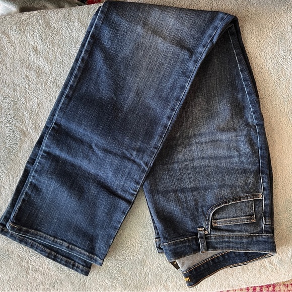 NWT Lee Jeans Size 16 Long Mid Rise Straight Leg - Picture 2 of 8